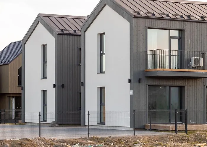 Amber Stone 1st Floor 아파트 *