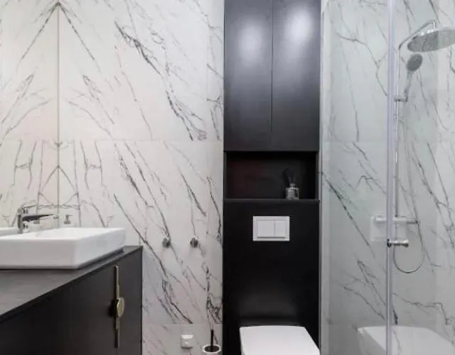 아파트 Amber Stone 1st Floor 팔랑가